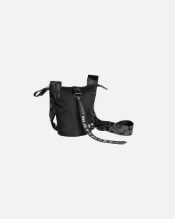 Essential Bucket Solid Olkalaukku