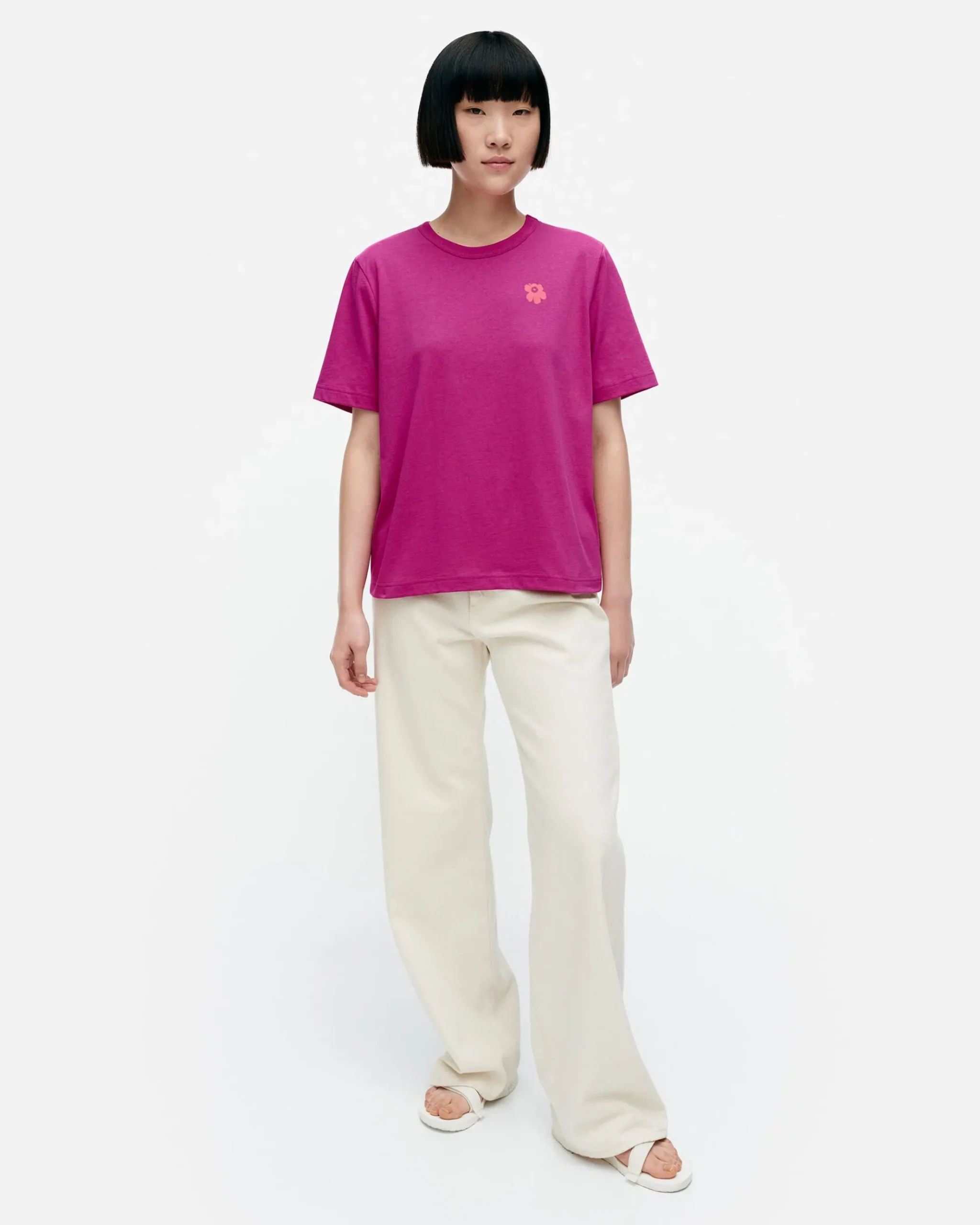Kioski Erna Unikko Placement T-Paita