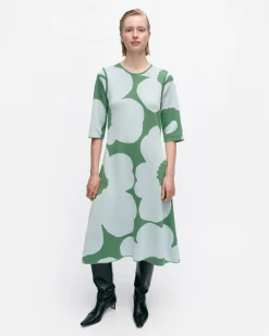 Pointti Unikko Villaneulemekko